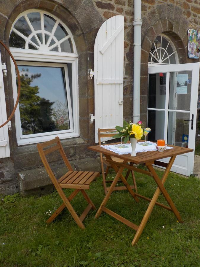 Bed and Breakfast La Tocade Del Arte - Dinan Lanvallay Екстер'єр фото